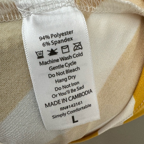 LulaRoe Nicki Dress - Picture 4 of 5